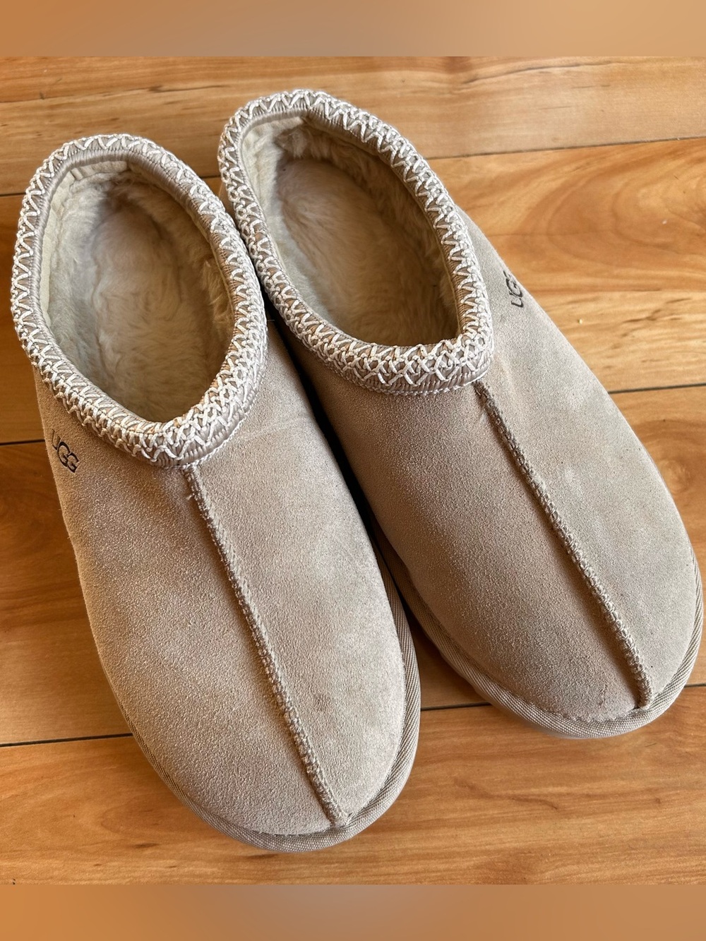 UGG Tasman Slippers Womens 10 Light Brown Sherpa Shearling Cozy Cottagecore